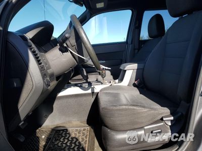 Zdjęcie 7 z 13 samochodu: 2012 FORD ESCAPE XLT VIN:1FMCU9D76CKA73584 - miniatura