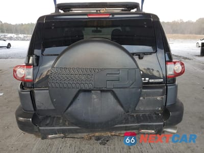 Zdjęcie 6 z 14 samochodu: 2013 TOYOTA FJ CRUISER VIN:JTEBU4BF9DK151916 - miniatura