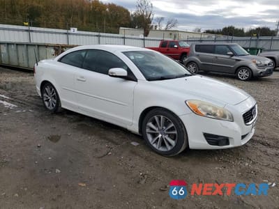Czwarte zdjęcie samochodu z boku: 2011 VOLVO C70 T5 VIN:YV1672MCXBJ118635 - miniatura