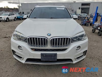 Piąte zdjęcie samochodu w środku: 2017 BMW X5 XDRIVE35I VIN:5UXKR0C5XH0U51937 - miniatura