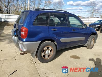 Trzecie zdjęcie samochodu z tyłu: 2004 TOYOTA RAV4 VIN:JTEHD20V846008814 - miniatura