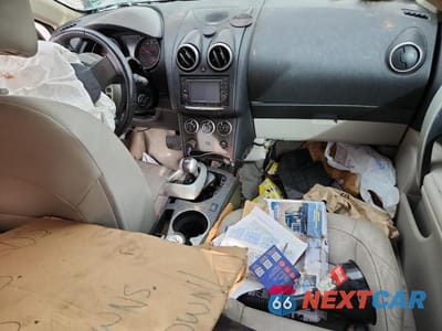 Zdjęcie 8 z 12 samochodu: 2011 NISSAN ROGUE S VIN:JN8AS5MV8BW275878 - miniatura