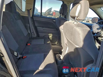 Zdjęcie 11 z 12 samochodu: 2013 JEEP COMPASS LATITUDE VIN:1C4NJDEB5DD280999 - miniatura