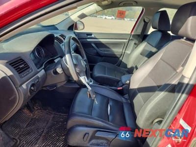 Zdjęcie 7 z 12 samochodu: 2010 VOLKSWAGEN JETTA SE VIN:3VWRZ7AJ9AM161357 - miniatura
