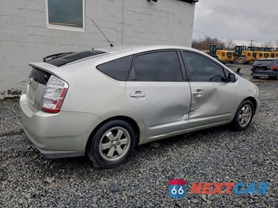 Trzecie zdjęcie samochodu z tyłu: 2004 TOYOTA PRIUS VIN:JTDKB20U640109098 - miniatura