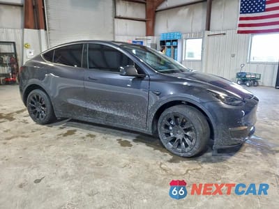 Czwarte zdjęcie samochodu z boku: 2024 TESLA MODEL Y VIN:7SAYGDEE7RF160212 - miniatura