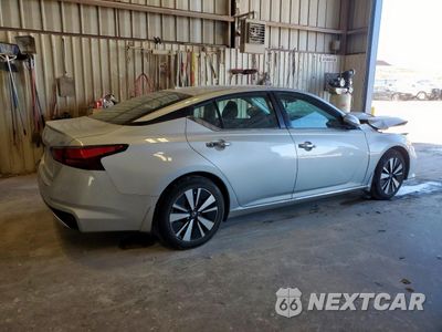 Trzecie zdjęcie samochodu z tyłu: 2021 NISSAN ALTIMA SV VIN:1N4BL4DV8MN391037 - miniatura
