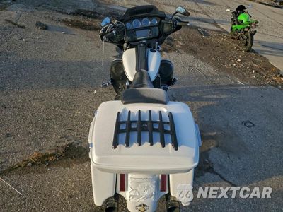 Zdjęcie 6 z 9 samochodu: 2016 HARLEY-DAVIDSON FLHXSE CVO STREET GLIDE VIN:1HD1PXN14GB962423 - miniatura
