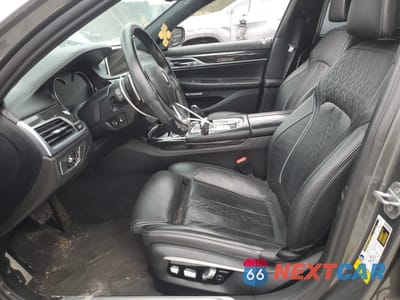 Zdjęcie 7 z 12 samochodu: 2017 BMW 750 I MSPT VIN:WBA7F0C57HGM21279 - miniatura