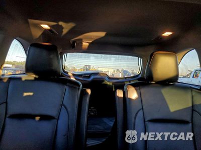 Zdjęcie 10 z 15 samochodu: 2018 TOYOTA HIGHLANDER SE VIN:5TDJZRFH5JS497928 - miniatura