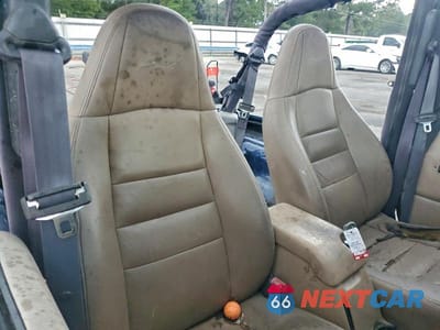Zdjęcie 10 z 11 samochodu: 2002 JEEP WRANGLER / TJ SPORT VIN:1J4FA49S72P713727 - miniatura