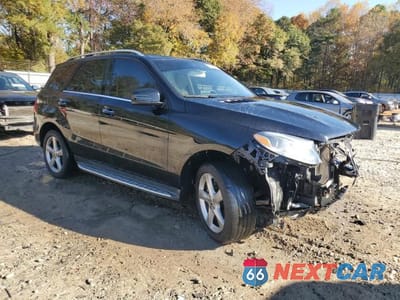 Czwarte zdjęcie samochodu z boku: 2018 MERCEDES-BENZ GLE 350 VIN:4JGDA5JB9JB096904 - miniatura