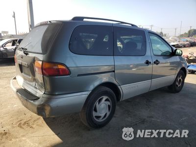 Trzecie zdjęcie samochodu z tyłu: 2020 TOYOTA SIENNA LE VIN:4T3ZF13C0YU235653 - miniatura