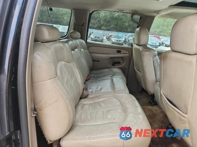 Zdjęcie 11 z 15 samochodu: 2001 CHEVROLET SUBURBAN C1500 VIN:3GNEC16T71G178951 - miniatura