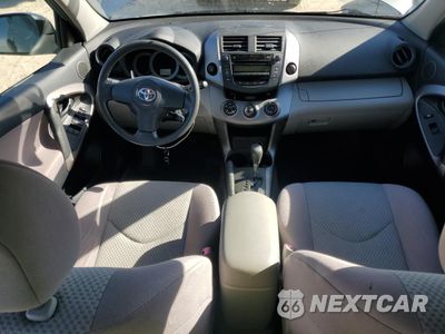 Zdjęcie 8 z 13 samochodu: 2006 TOYOTA RAV4 VIN:JTMBD33V066019966 - miniatura