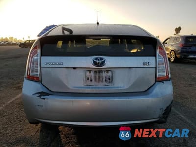 Zdjęcie 6 z 13 samochodu: 2015 TOYOTA PRIUS VIN:JTDKN3DU7F0430061 - miniatura