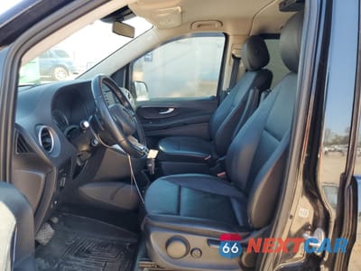 Zdjęcie 7 z 13 samochodu: 2016 MERCEDES-BENZ METRIS VIN:WD4PG2EE0G3095393 - miniatura