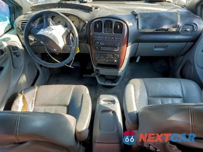 Zdjęcie 8 z 15 samochodu: 2004 CHRYSLER TOWN & COUNTRY TOURING VIN:2C4GP54L84R604127 - miniatura