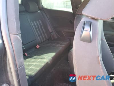Zdjęcie 10 z 12 samochodu: 2012 VOLKSWAGEN GTI VIN:WVWEV7AJ3CW142433 - miniatura
