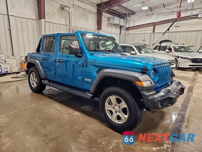 Czwarte zdjęcie samochodu z boku: 2020 JEEP WRANGLER UNLIMITED SPORT VIN:1C4HJXDG4LW222056 - miniatura
