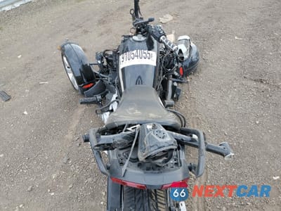 Zdjęcie 6 z 9 samochodu: 2016 CAN-AM SPYDER ROADSTER F3 VIN:2BXRDDD23GVC01181 - miniatura