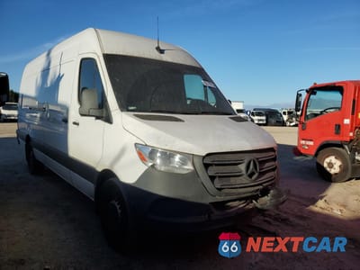 Czwarte zdjęcie samochodu z boku: 2023 MERCEDES BENZ SPRINTER DELIVERY VAN VIN:W1Y4KDHY6PT137381 - miniatura