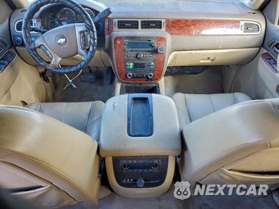 Zdjęcie 8 z 12 samochodu: 2013 CHEVROLET TAHOE K1500 LT VIN:1GNSKBE07DR363282 - miniatura