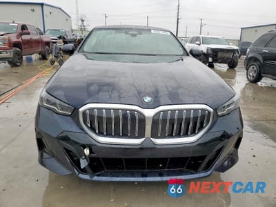 Piąte zdjęcie samochodu w środku: 2024 BMW 530 I VIN:WBA43FJ03RCR20255 - miniatura