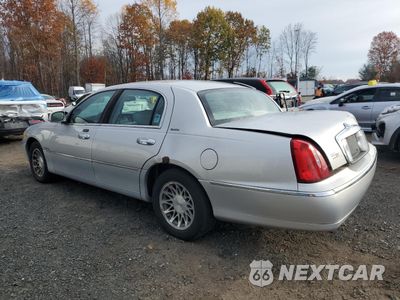 Drugie zdjęcie samochodu z przodu: 2001 LINCOLN TOWN CAR SIGNATURE VIN:1LNHM82W31Y729695 - miniatura