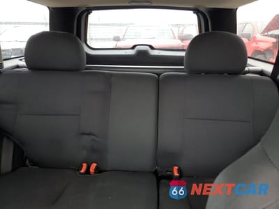 Zdjęcie 10 z 13 samochodu: 2004 JEEP GRAND CHEROKEE LAREDO VIN:1J4GW48N74C332200 - miniatura