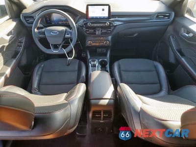 Zdjęcie 8 z 13 samochodu: 2023 FORD ESCAPE ST LINE VIN:1FMCU9MN1PUA63361 - miniatura