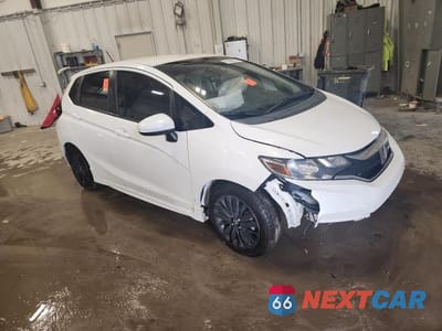 Czwarte zdjęcie samochodu z boku: 2019 HONDA FIT SPORT VIN:3HGGK5H66KM723173 - miniatura
