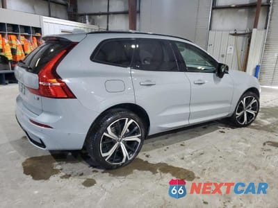 Trzecie zdjęcie samochodu z tyłu: 2025 VOLVO XC60 ULTRA VIN:YV4M12RM6S1054865 - miniatura