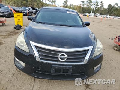 Piąte zdjęcie samochodu w środku: 2015 NISSAN ALTIMA 2.5 VIN:1N4AL3AP4FN919381 - miniatura