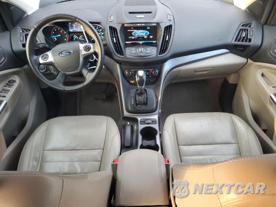 Zdjęcie 8 z 15 samochodu: 2015 FORD ESCAPE SE VIN:1FMCU0G97FUB55759 - miniatura