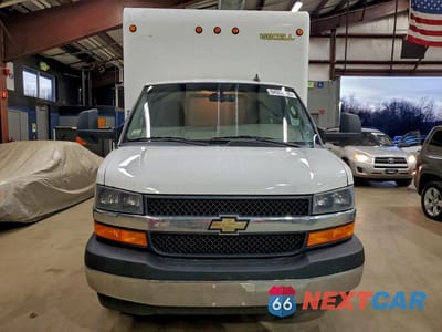 Piąte zdjęcie samochodu w środku: 2022 CHEVROLET EXPRESS G3500 VIN:1HA3GTC75NN000102 - miniatura