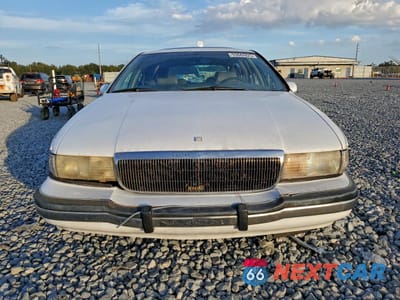 Piąte zdjęcie samochodu w środku: 1993 BUICK ROADMASTER ESTATE VIN:1G4BR8373PW404287 - miniatura