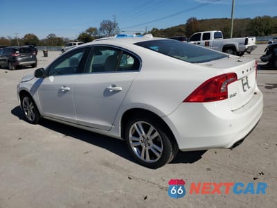 Drugie zdjęcie samochodu z przodu: 2014 VOLVO S60 T5 VIN:YV1612FS0E1282180 - miniatura