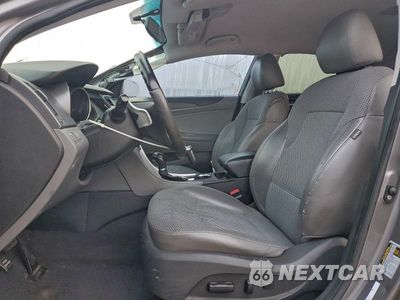 Zdjęcie 7 z 11 samochodu: 2011 HYUNDAI SONATA SE VIN:5NPEC4AB8BH218990 - miniatura