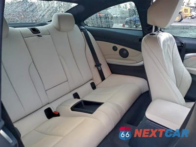 Zdjęcie 10 z 12 samochodu: 2019 BMW 440I VIN:WBA4W7C54KAG52164 - miniatura