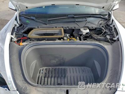Zdjęcie 12 z 12 samochodu: 2020 TESLA MODEL Y VIN:5YJYGDEE7LF004434 - miniatura