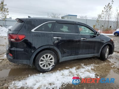Trzecie zdjęcie samochodu z tyłu: 2019 KIA SORENTO LX VIN:5XYPGDA51KG504033 - miniatura