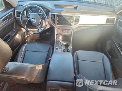 Zdjęcie 8 z 15 samochodu: 2018 VOLKSWAGEN ATLAS SE VIN:1V2CR2CAXJC568323 - miniatura