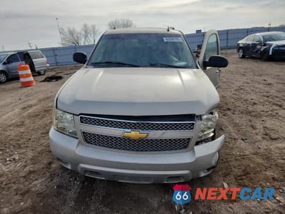 Piąte zdjęcie samochodu w środku: 2008 CHEVROLET TAHOE K1500 VIN:1GNFK13008J132503 - miniatura