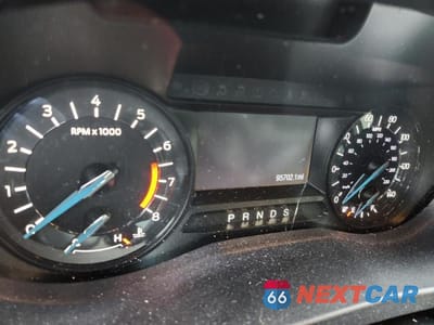 Zdjęcie 9 z 13 samochodu: 2018 FORD EXPLORER XLT VIN:1FM5K8D80JGA56829 - miniatura