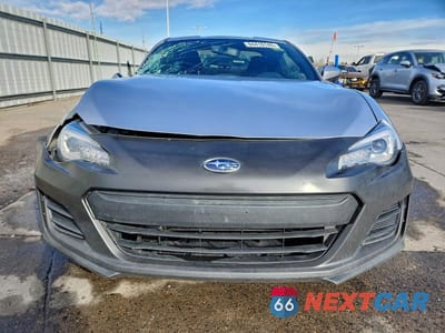Piąte zdjęcie samochodu w środku: 2017 SUBARU BRZ 2.0 PREMIUM VIN:JF1ZCAB16H9605972 - miniatura