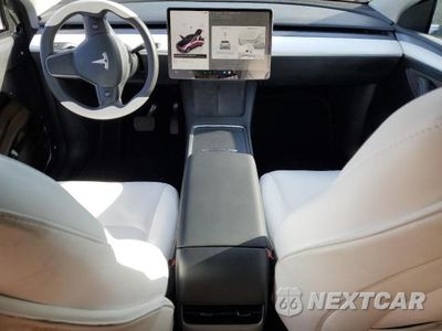 Zdjęcie 8 z 13 samochodu: 2023 TESLA MODEL Y VIN:7SAYGAEE4PF888498 - miniatura