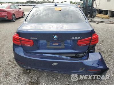 Zdjęcie 6 z 11 samochodu: 2017 BMW 330 XI VIN:WBA8D9G54HNT91212 - miniatura