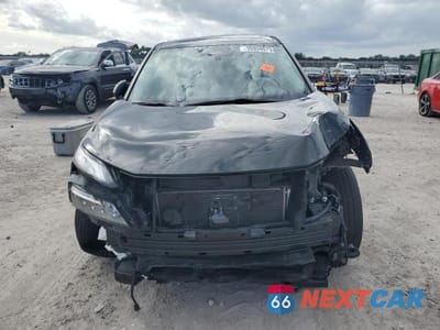 Piąte zdjęcie samochodu w środku: 2023 NISSAN ROGUE SV VIN:JN8BT3BA3PW426199 - miniatura