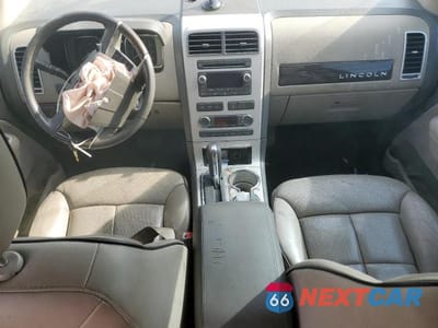 Zdjęcie 8 z 14 samochodu: 2008 LINCOLN TOWNHOUSE MKX VIN:2LMDU68CX8BJ33169 - miniatura